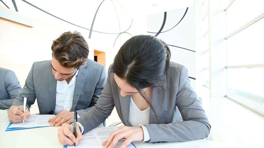 Las personas cada vez con más cuidadosas para dejar sus datos telefónicos